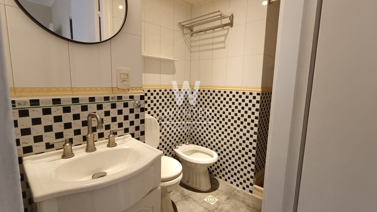 Apartamento ID.5462 - ALQUILER, 3 DORM Y SERVICIO, RAMBLA 