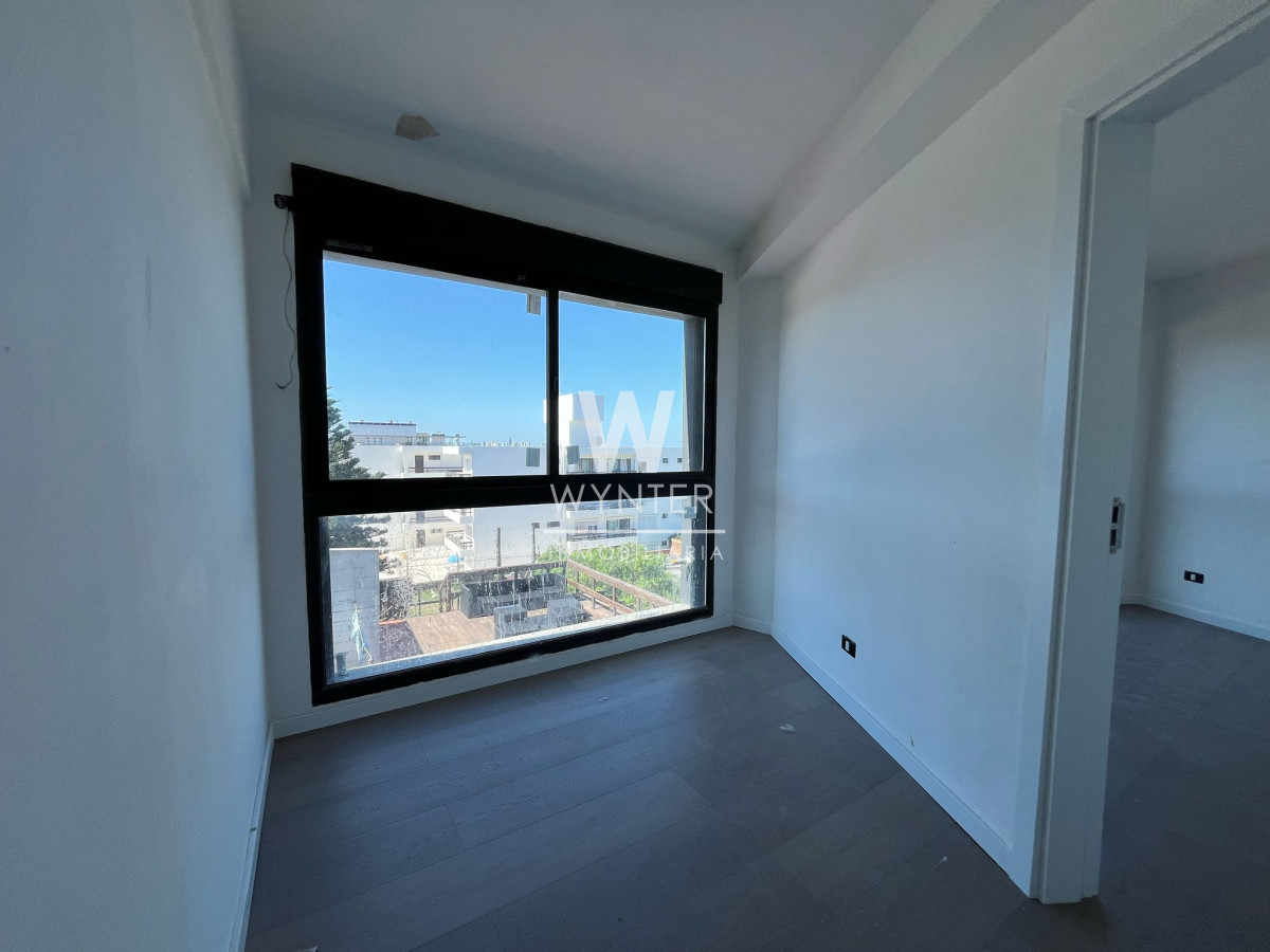 Apartamento ID.5547 - Apartamento en venta amparado por la Ley de Vivienda Promovida, a  pasos del mar - 2 dormitorios y medio