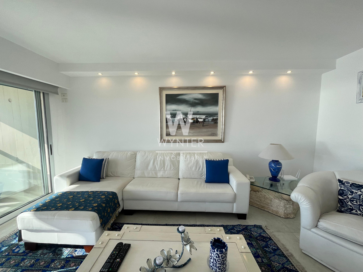 Apartamento ID.5333 - Apartamento en alquiler temporal en primera fila, playa mansa!!!