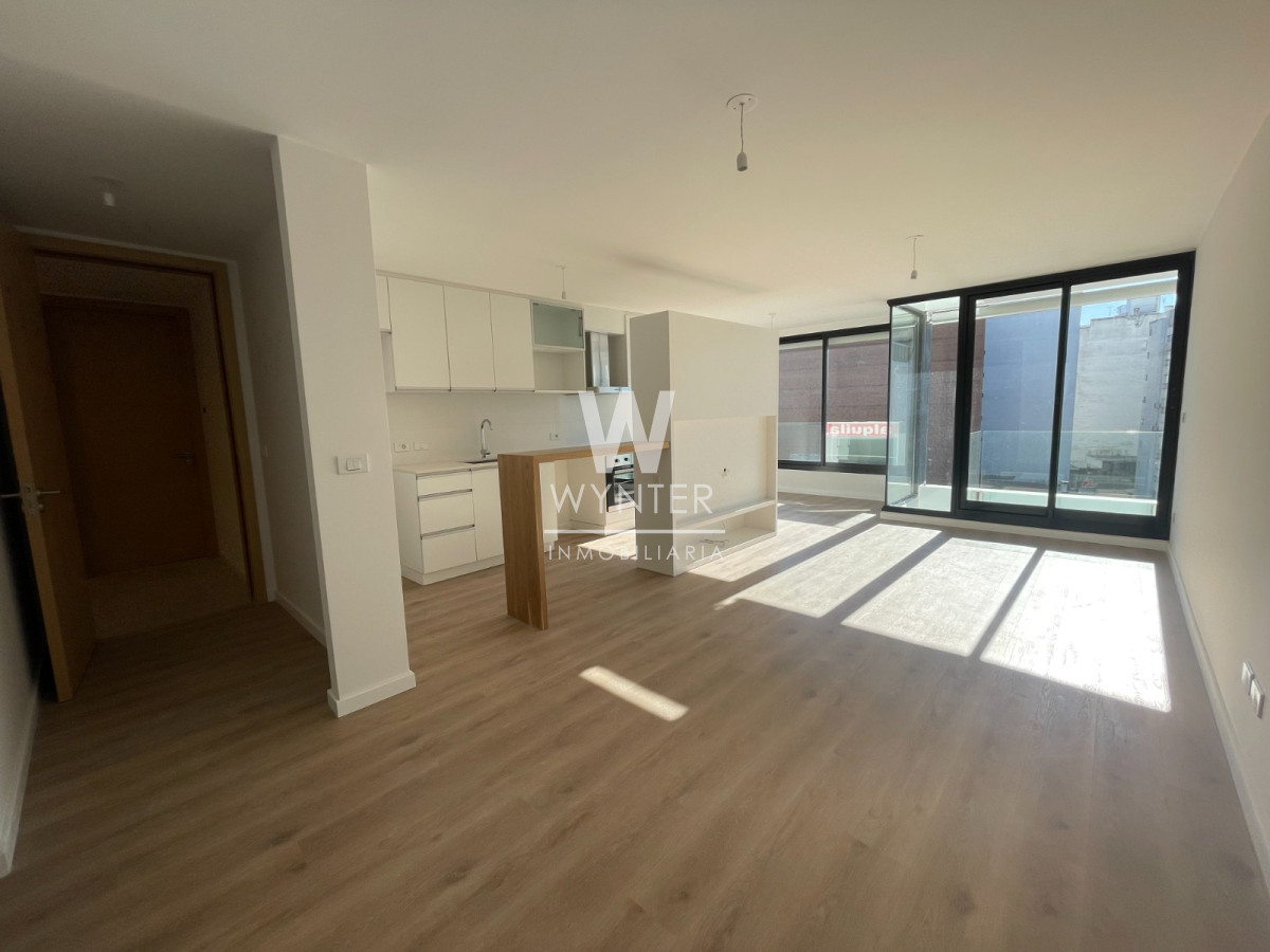 Apartamento ID.4249 - Alquiler, 2 dormitorios, Villa Biarritz