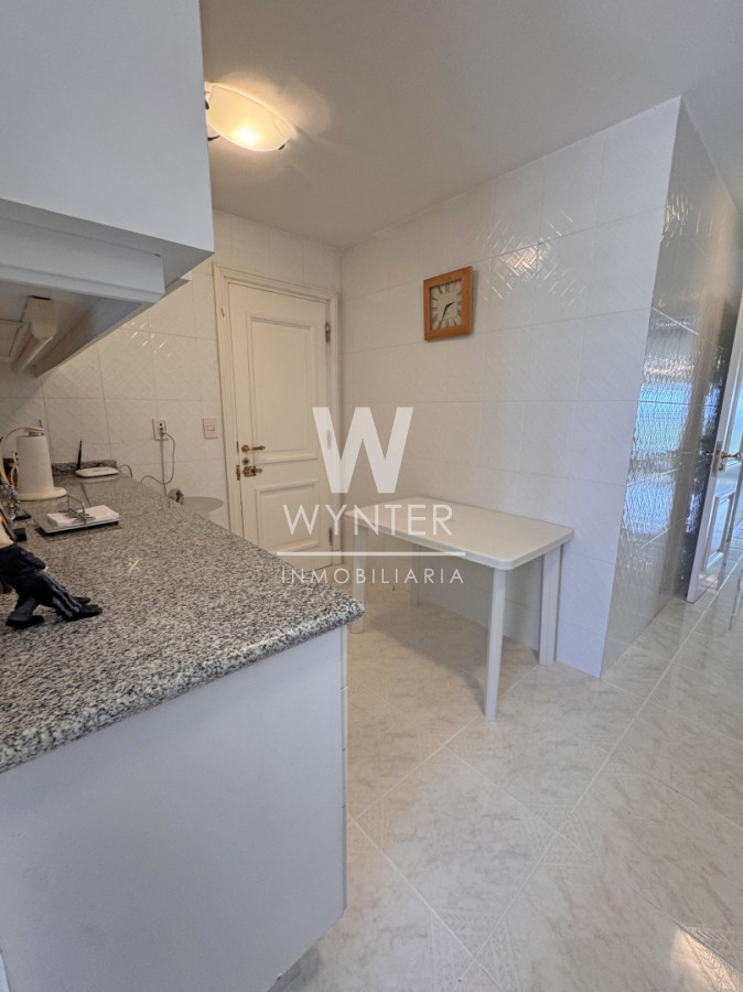 Apartamento ID.6077 - Coral Tower - 3 dormitoiros