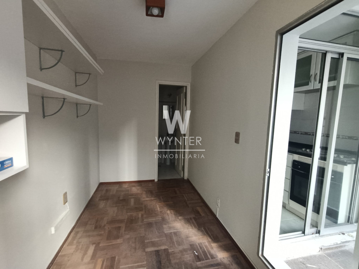 Apartamento ID.6538 - ALQUILER - 3 DORMITORIOS Y SERVICIO – POCITOS
