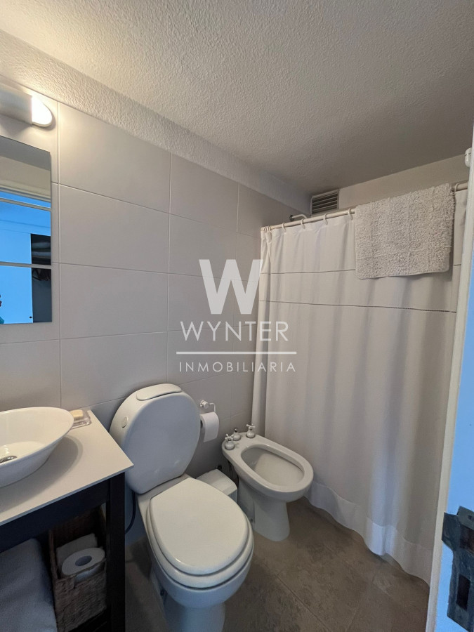 Apartamento ID.3060 - Primera fila sobre la mansa - 3 suites más den.