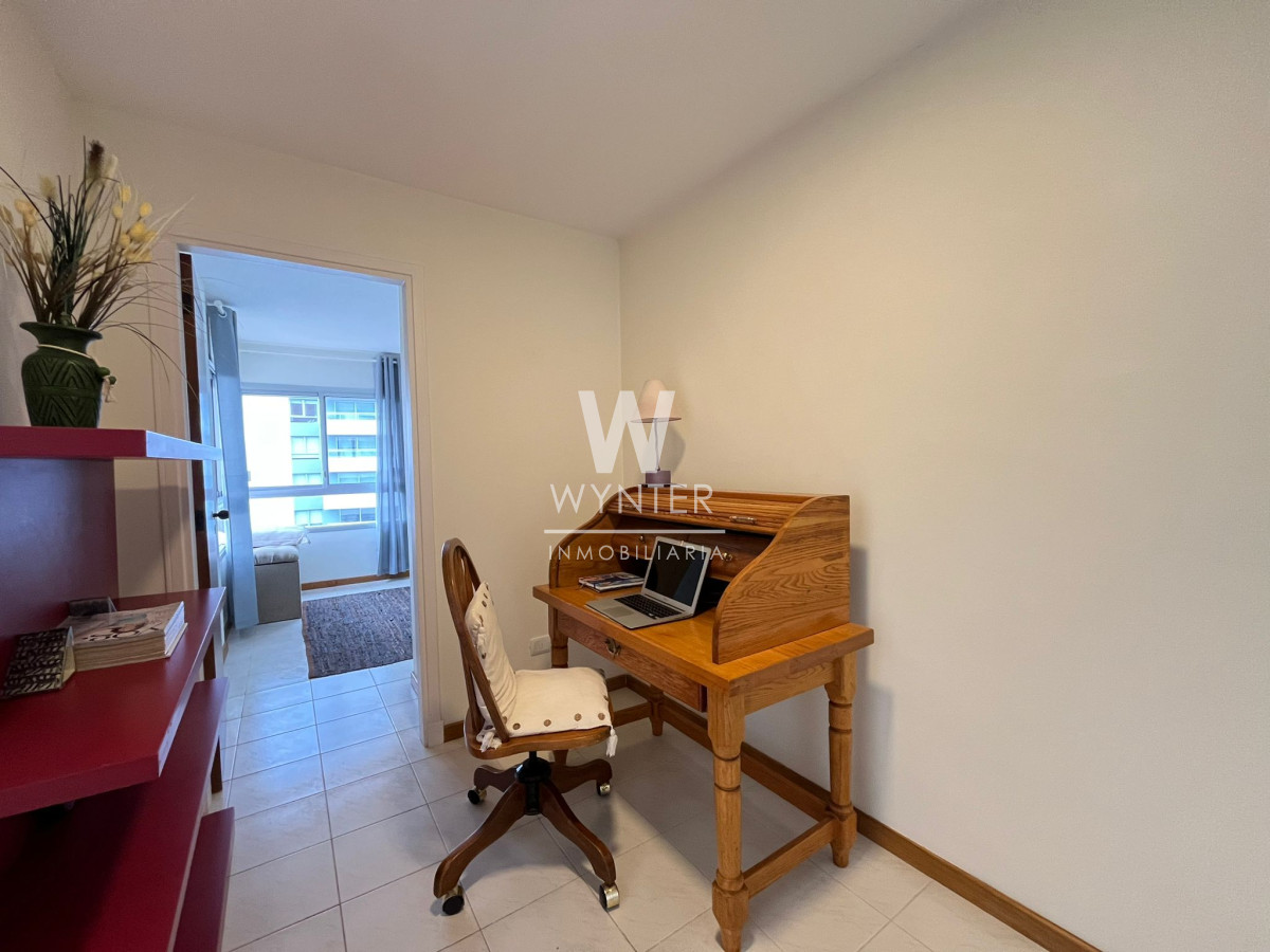 Apartamento ID.4111 - Apartamento en venta próximo al Hotel Enjoy y del mar - 2 dormitorios y medio 