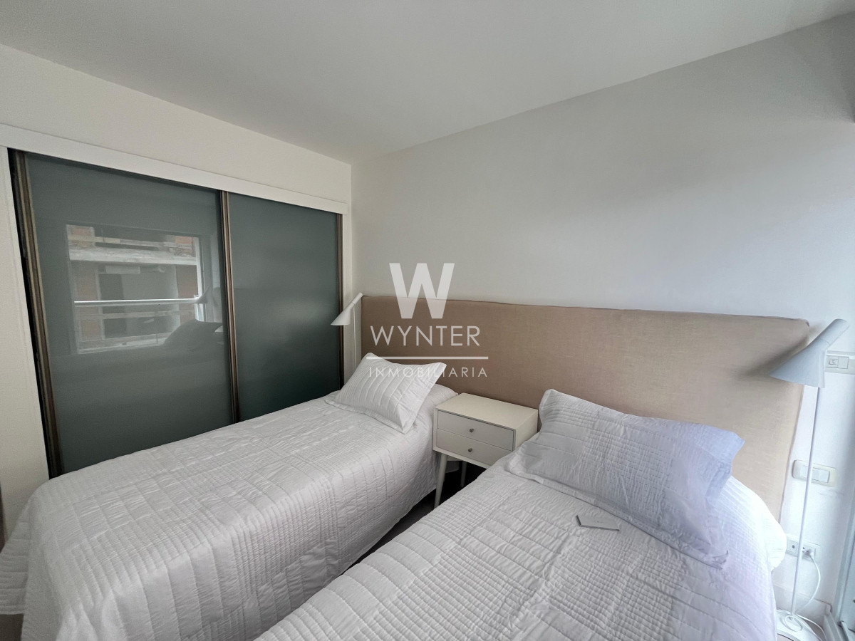 Apartamento ID.3620 - Apartamento en venta frente al mar - 3 suites y dep. de servicio