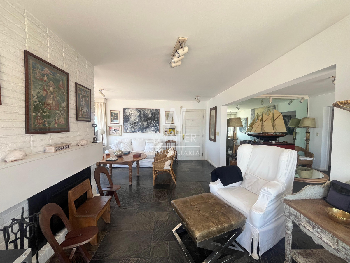 Apartamento ID.5443 - Apartamento en venta - Primera fila sobre el Emir