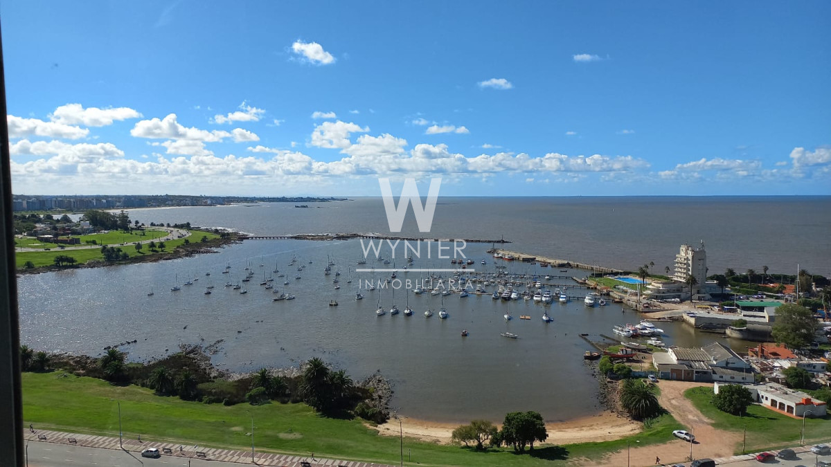 Apartamento ID.2910 - En venta o alquiler,  3 dormitorios, edificio Panamericano