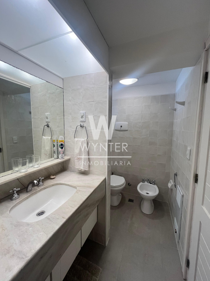 Apartamento ID.5443 - Apartamento en venta - Primera fila sobre el Emir