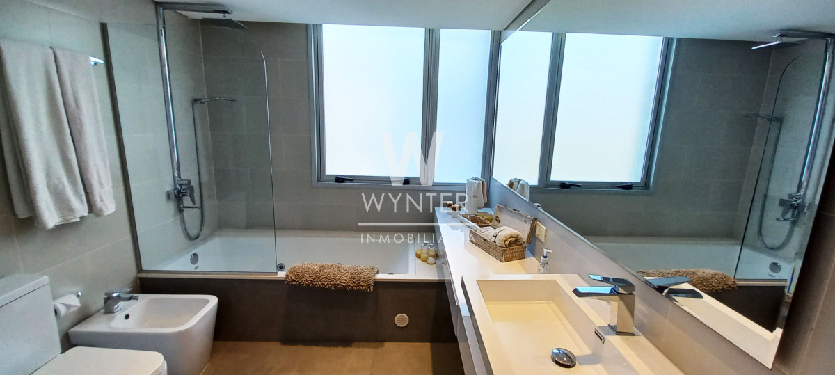 Apartamento ID.1486 - Lumiere - Frente al mar!!!  3 suites y dependencia de servicio