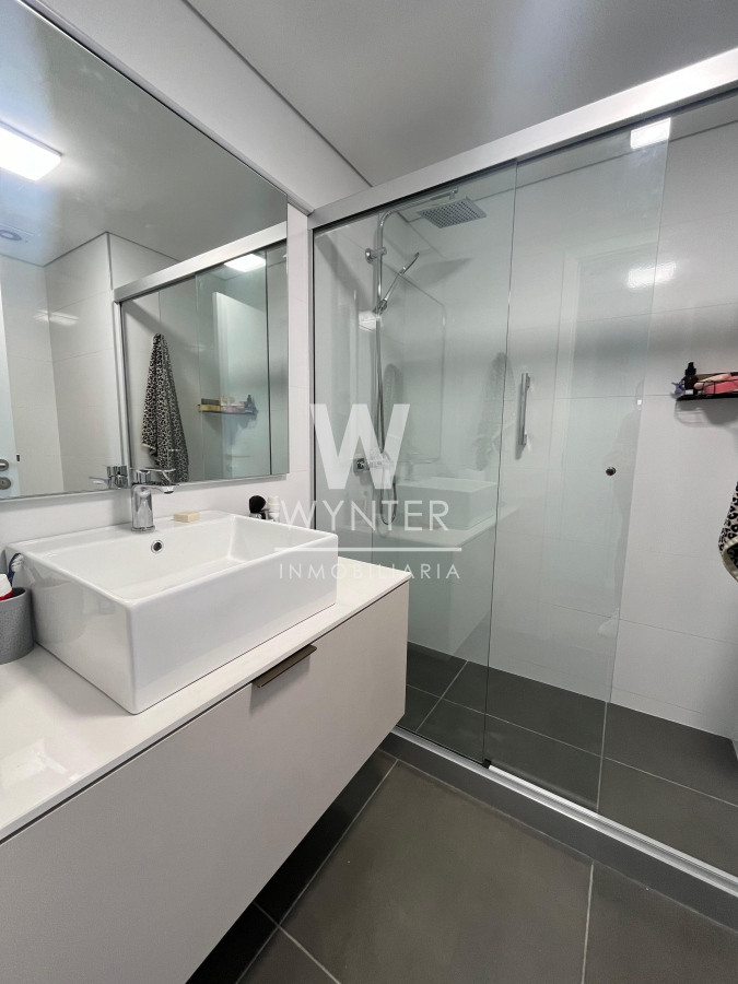 Apartamento ID.5246 - Apartamento en venta con renta anual, 1 dormitorio con inmejorables vistas.