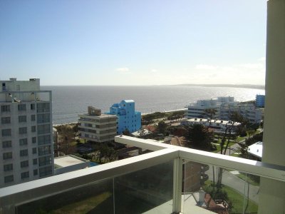Excelente apartamento reciclado con vista al mar - 3 Dorm