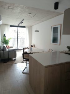 Solano Uy. 1 dormitorio. 