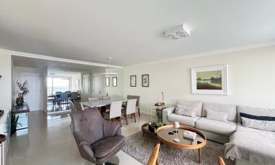 Apartamento en venta con garage - 3 suites