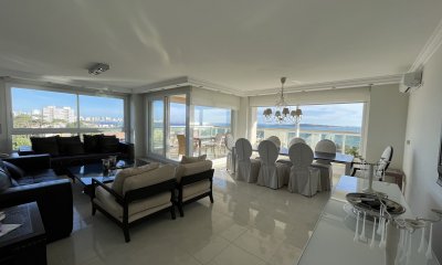 Hermosa vista a la Playa Mansa, Le Jardin - 3 y dep.