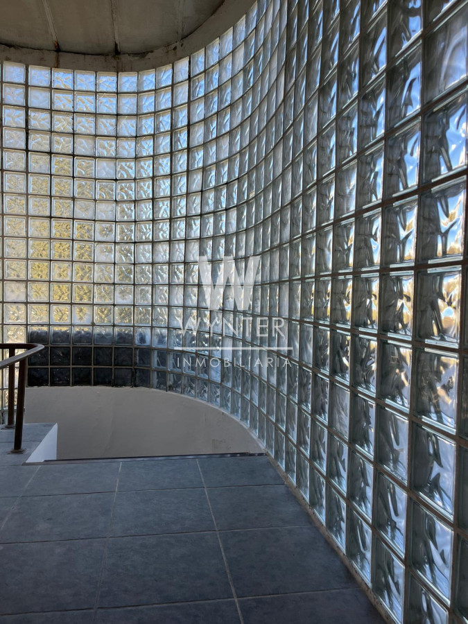 Casa ID.5918 - Casa en venta en San Rafael con 3.590 m2 - 11 suites