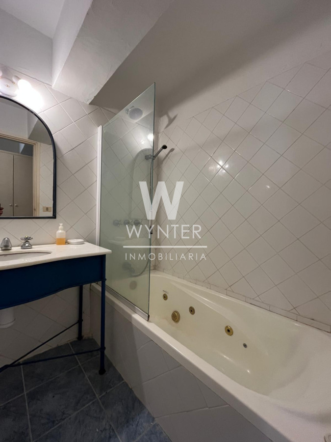 Casa ID.5918 - Casa en venta en San Rafael con 3.590 m2 - 11 suites