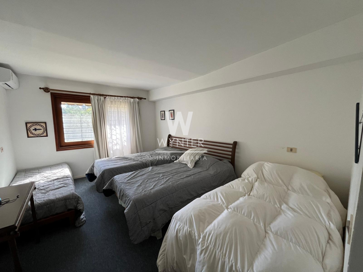 Casa ID.5918 - Casa en venta en San Rafael con 3.590 m2 - 11 suites