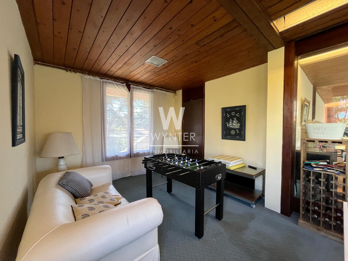 Casa ID.5918 - Casa en venta en San Rafael con 3.590 m2 - 11 suites