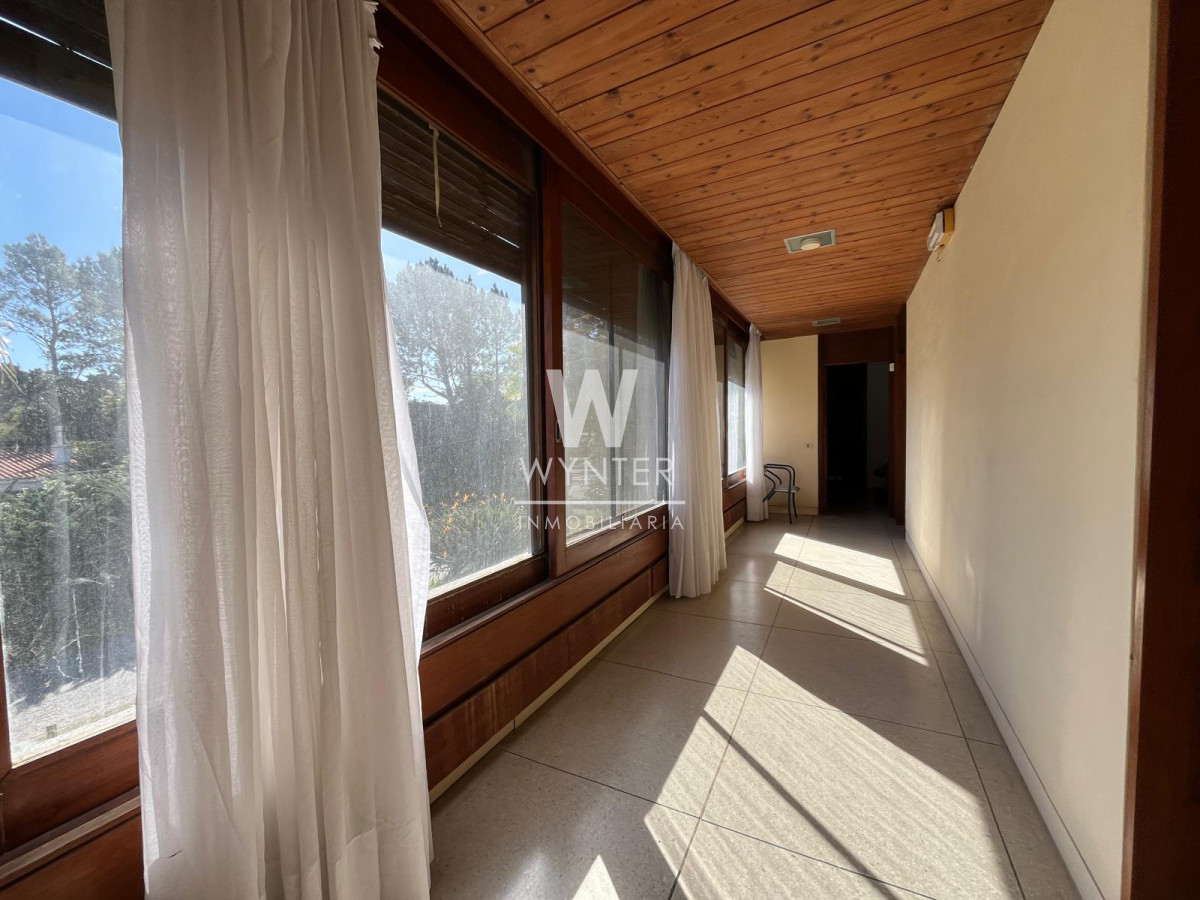 Casa ID.5918 - Casa en venta en San Rafael con 3.590 m2 - 11 suites