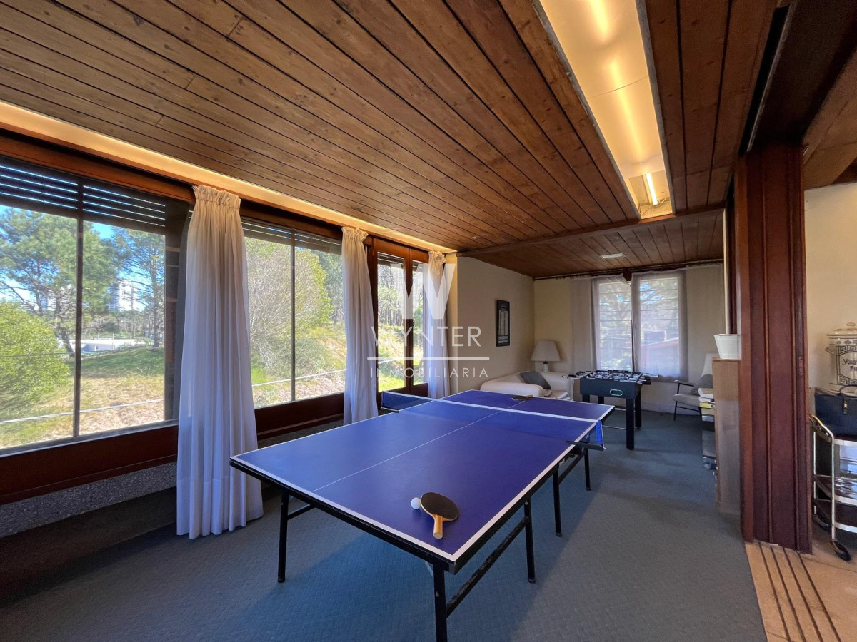 Casa ID.5918 - Casa en venta en San Rafael con 3.590 m2 - 11 suites