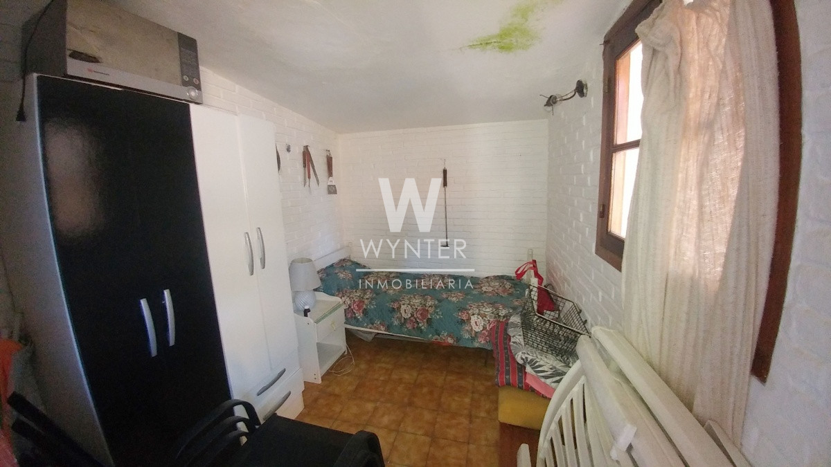Casa ID.674 - Casa paradas Playa Mansa - 4 y dependencia