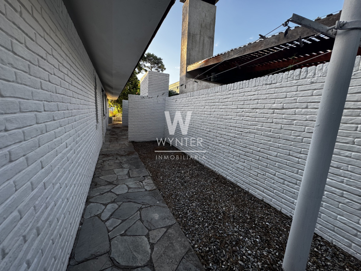 Casa ID.6174 - Casa en venta barrio Lugano. Muy linda casa próxima a Punta Shopping