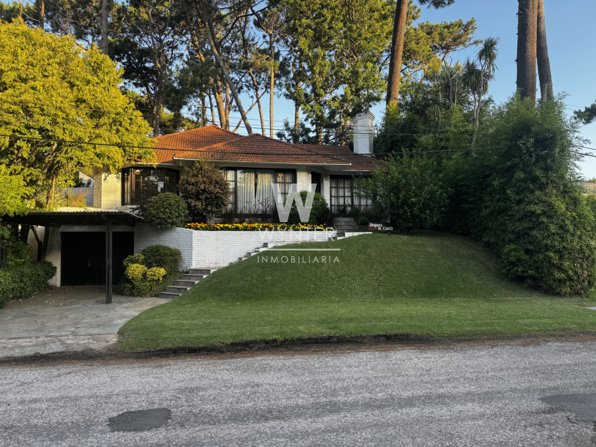 Casa ID.6174 - Casa en venta barrio Lugano. Muy linda casa próxima a Punta Shopping
