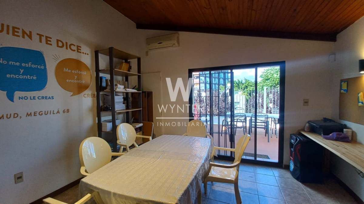 CASA EN VENTA, CON RENTA. POCITOS  - WNT5350C