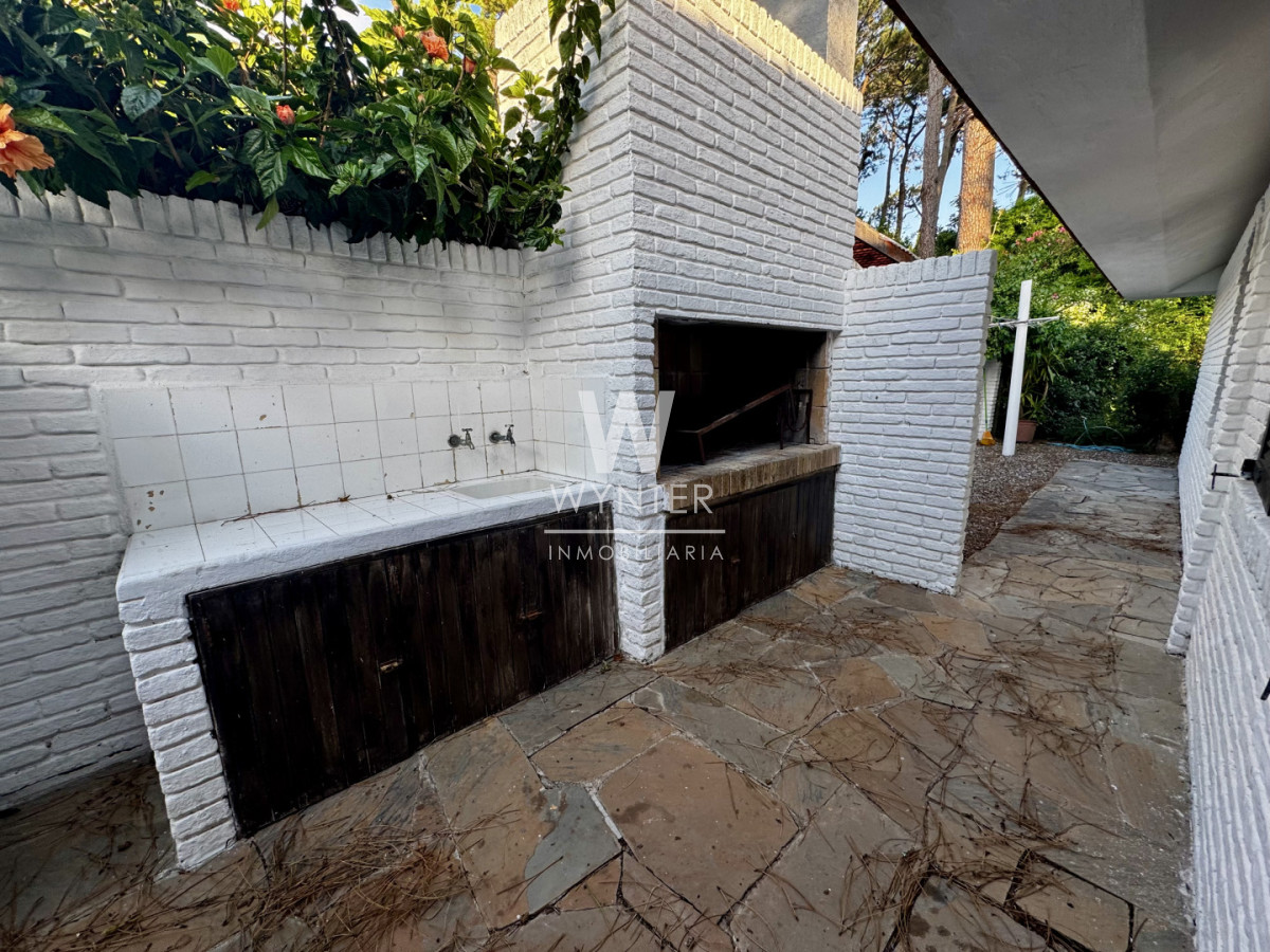 Casa ID.6174 - Casa en venta barrio Lugano. Muy linda casa próxima a Punta Shopping