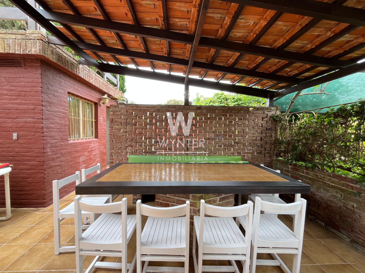 Casa ID.5391 - Casa en venta - A pasos de la Playa Mansa