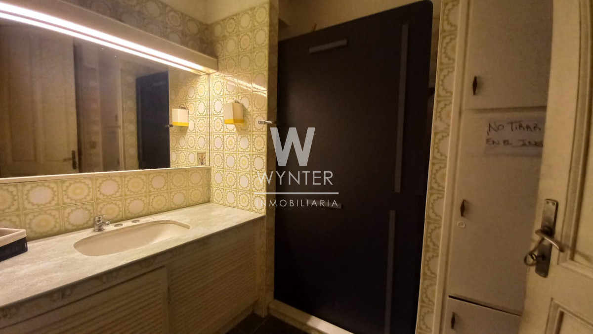 Casa ID.5350 - CASA EN VENTA, CON RENTA. POCITOS 