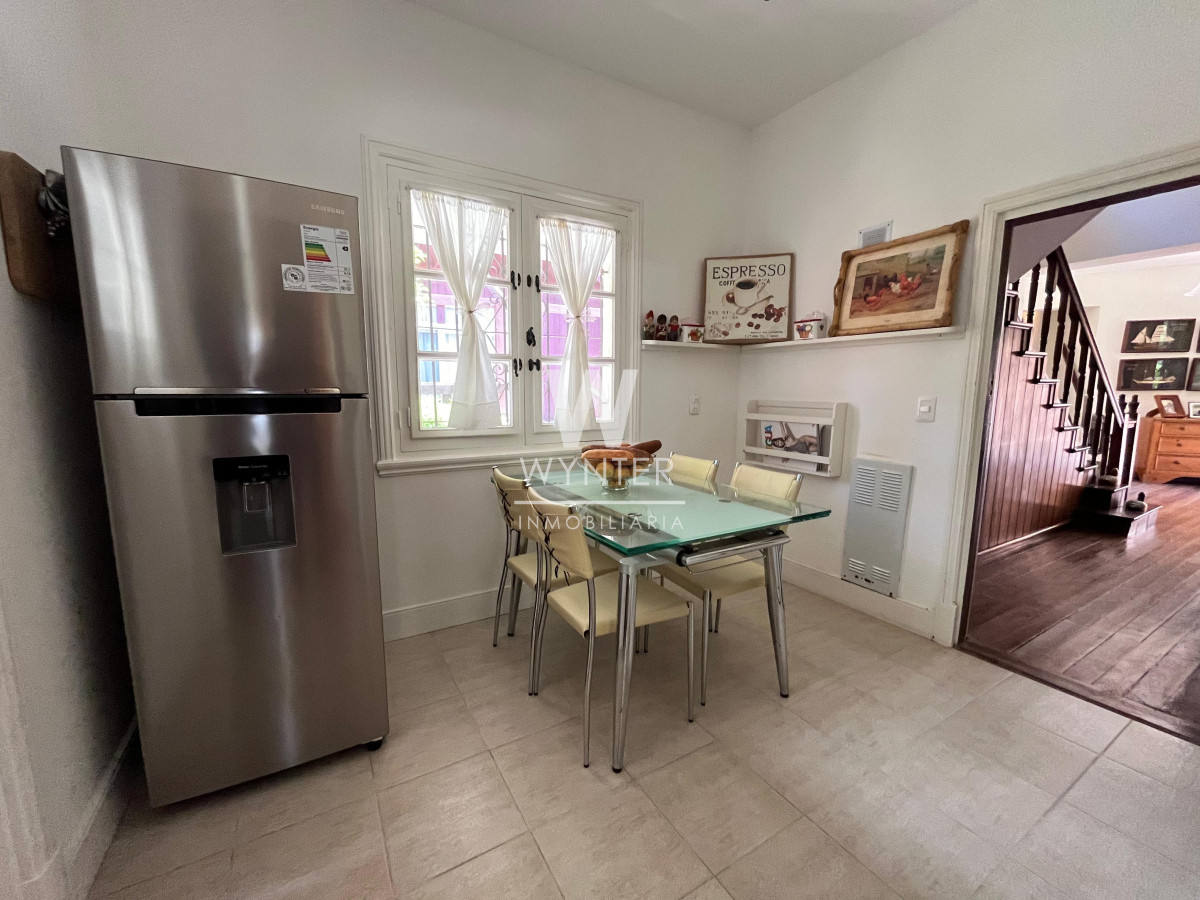 Casa ID.5283 - Casa en venta construida por el Arq. Arturo Dubourg