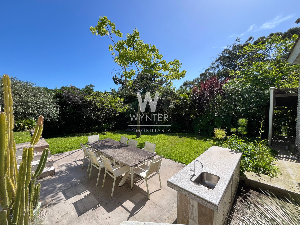 Casa ID.5303 - Casa en venta en Pinares sobre el Camino de la Laguna
