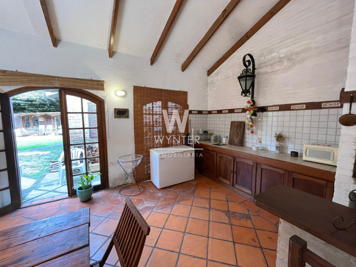 Casa ID.6774 - Casa en Pinares de 3 dormitrorios 