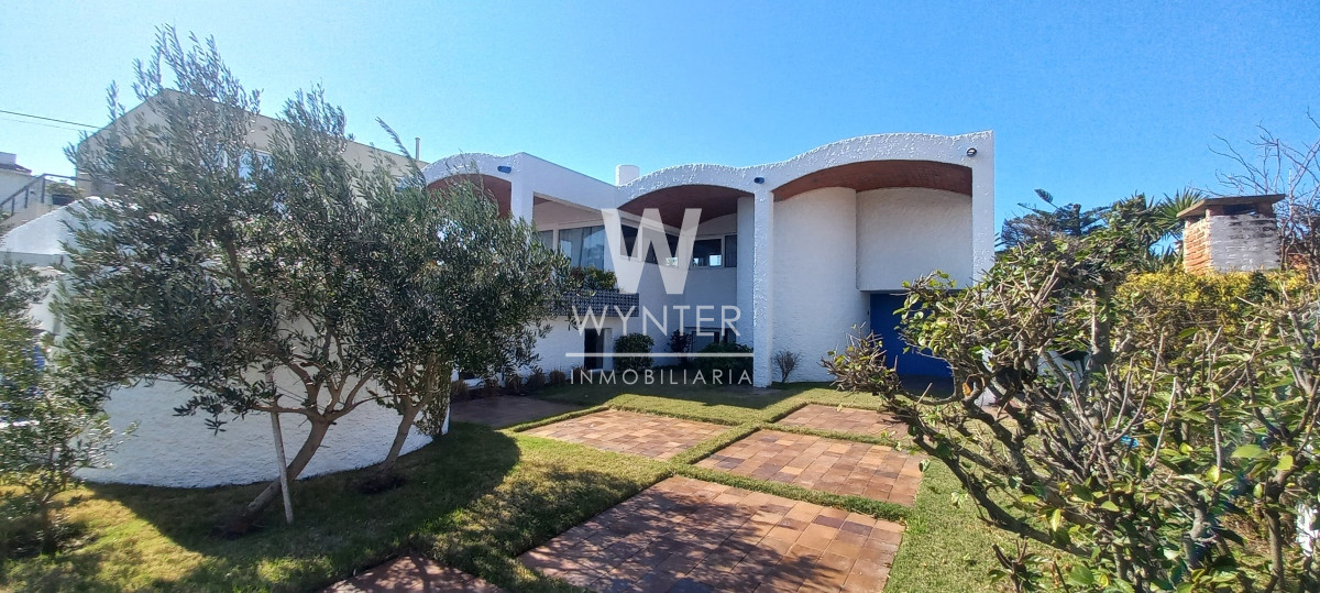 Casa ID.5092 - Casa en venta - Excelente casa a pasos del Faro 