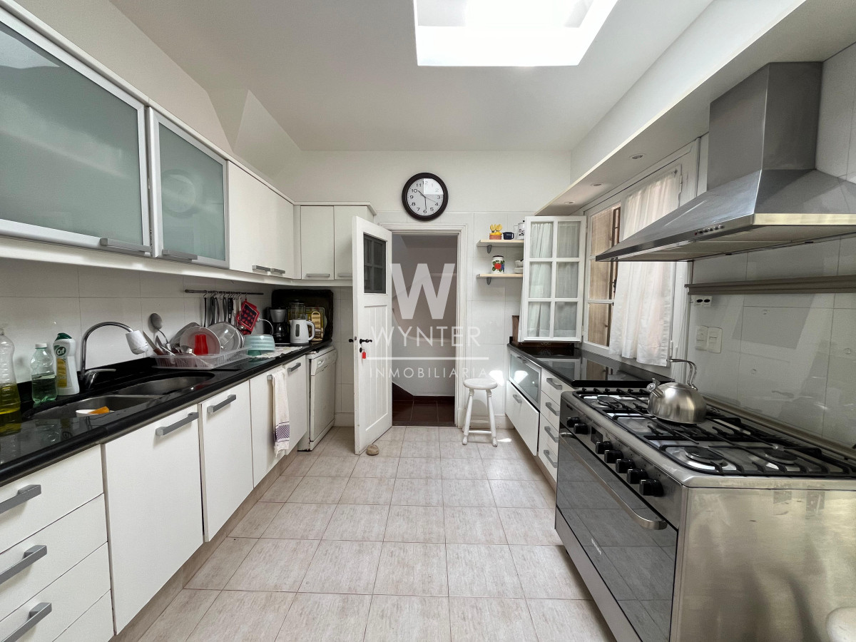 Casa ID.5283 - Casa en venta construida por el Arq. Arturo Dubourg