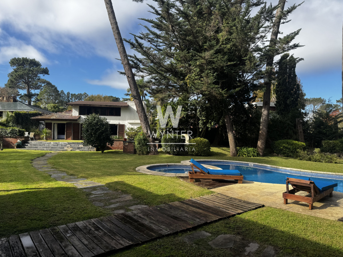 Casa ID.975 - En el corazón de las paradas