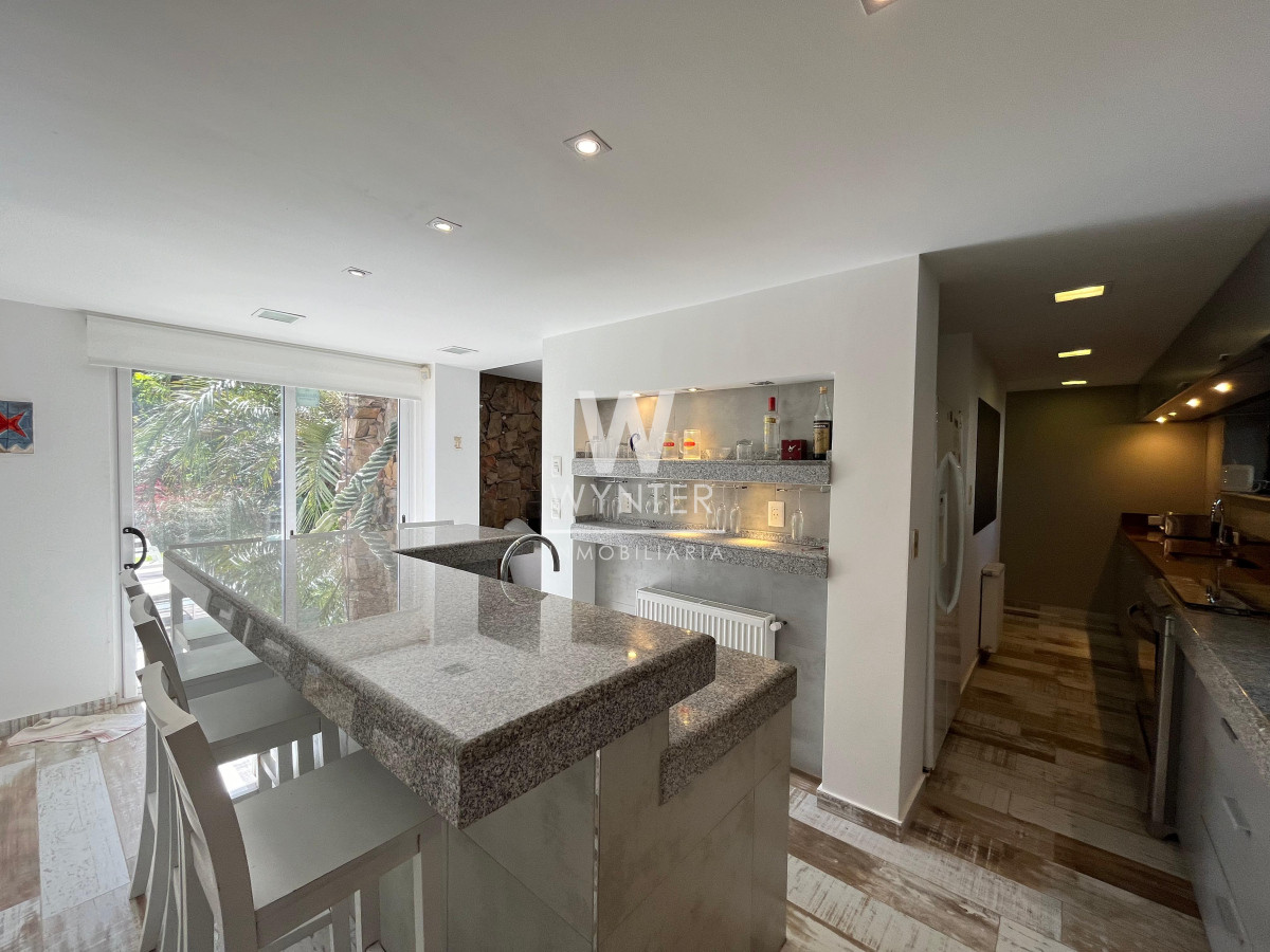 Casa ID.5303 - Casa en venta en Pinares sobre el Camino de la Laguna