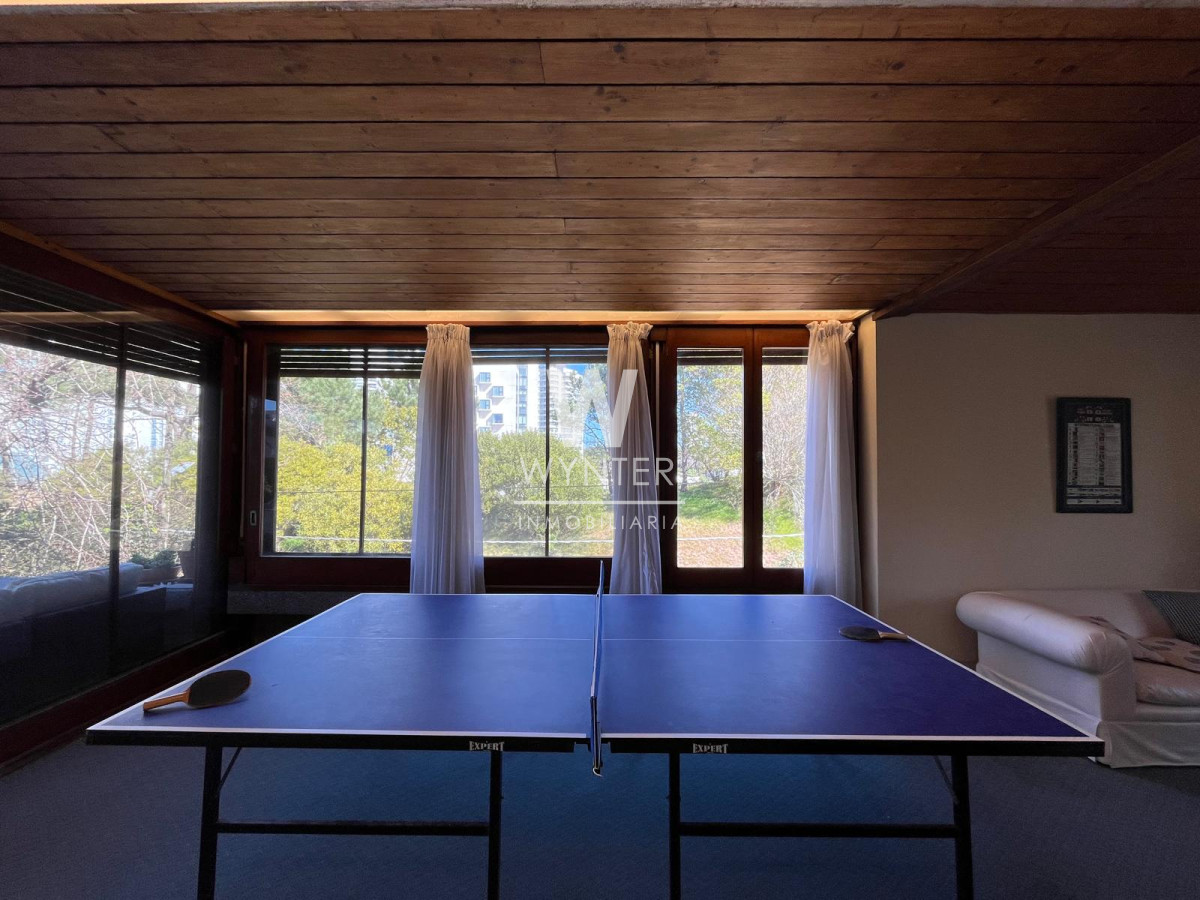Casa ID.5918 - Casa en venta en San Rafael con 3.590 m2 - 11 suites