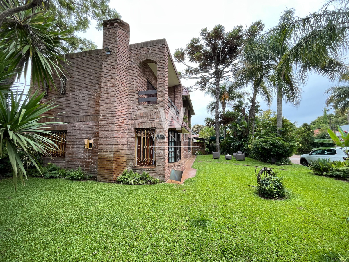 Casa ID.5391 - Casa en venta - A pasos de la Playa Mansa