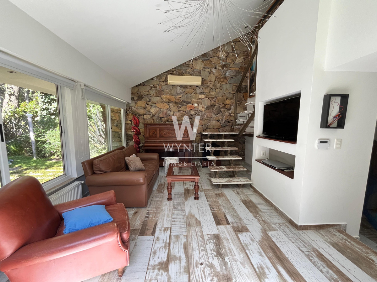 Casa ID.5303 - Casa en venta en Pinares sobre el Camino de la Laguna