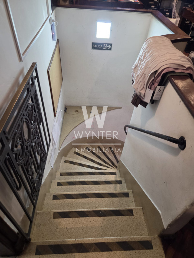 Casa ID.6805 - CASA  - LOCAL , EN VENTA, CON RENTA 