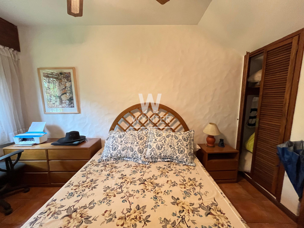 Casa ID.5391 - Casa en venta - A pasos de la Playa Mansa