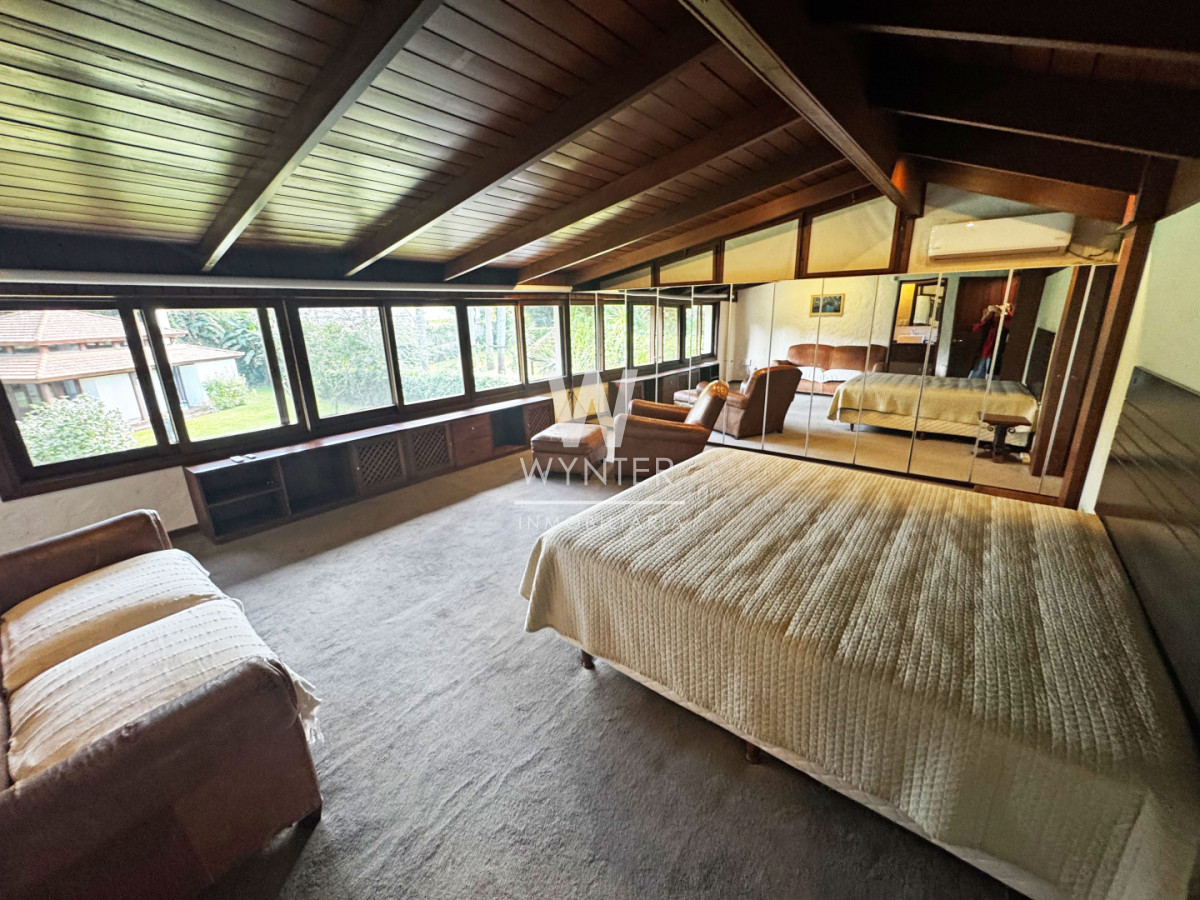 Casa ID.975 - En el corazón de las paradas