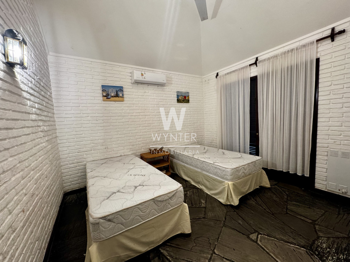 Casa ID.6174 - Casa en venta barrio Lugano. Muy linda casa en buen estado y excelente ubicación