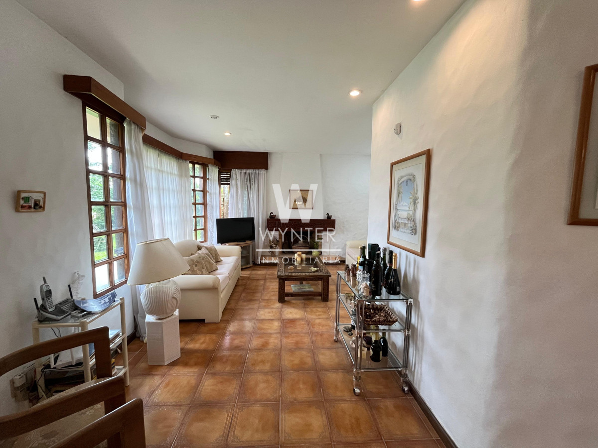 Casa ID.5391 - Casa en venta - A pasos de la Playa Mansa