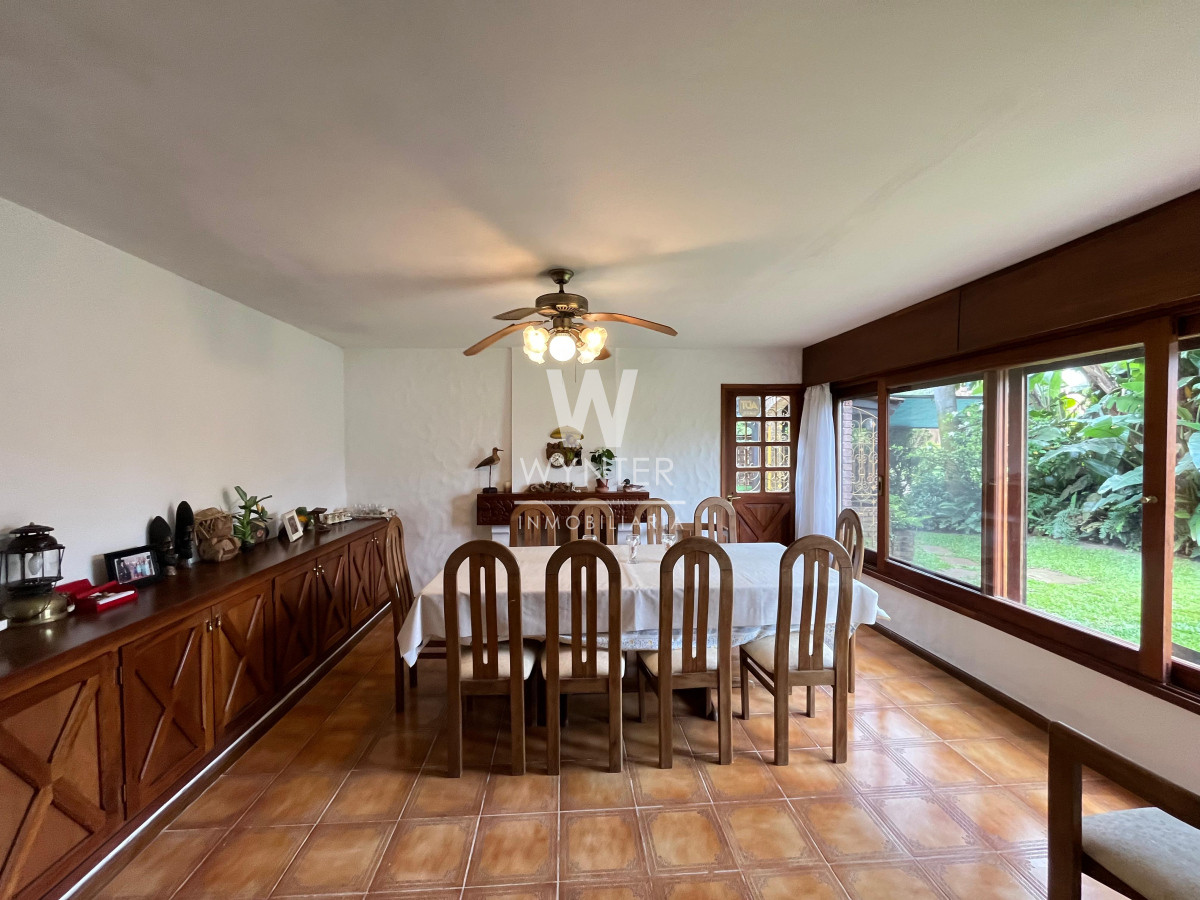 Casa ID.5391 - Casa en venta - A pasos de la Playa Mansa