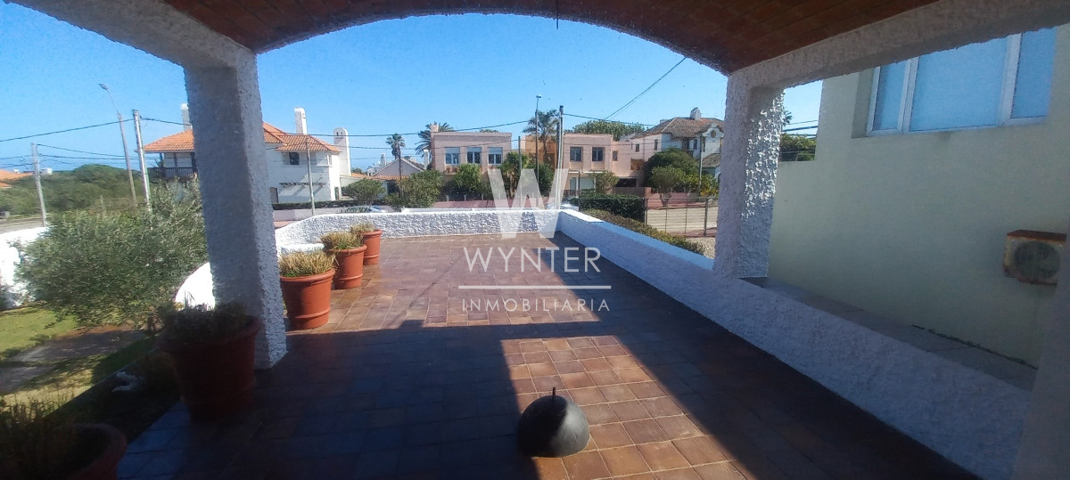 Casa ID.5092 - Casa en venta - Excelente casa a pasos del Faro 