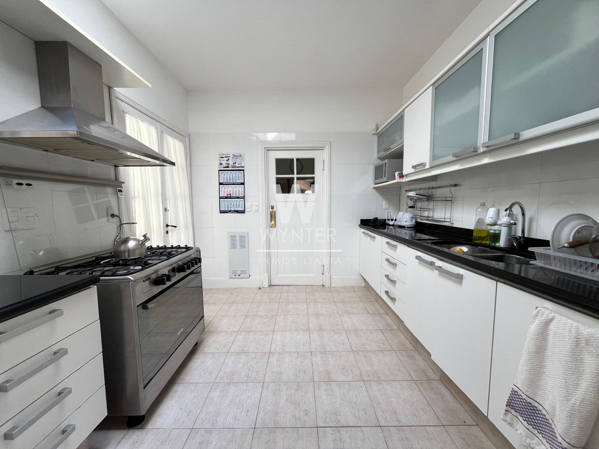 Casa ID.5283 - Casa en venta construida por el Arq. Arturo Dubourg