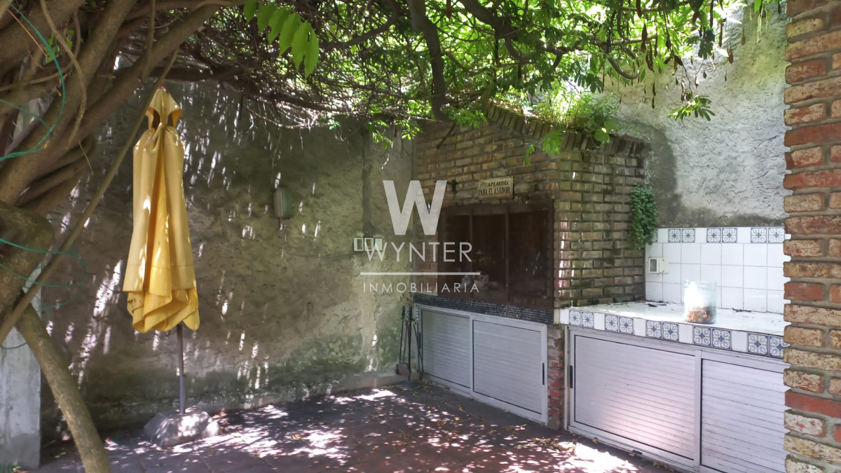 Casa ID.5304 - Gran casa en venta, en barrio La Blanqueada 